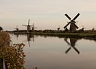 2009-09-17 19-17-16 0002 Molens van Kinderdijk op een hete zomeravond